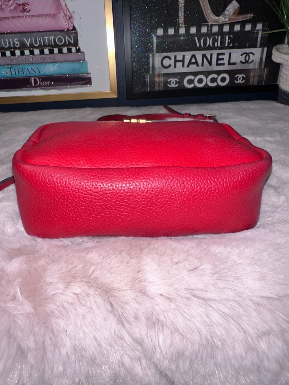 👜 Tory Burch Perry Bombe Mini Camera Bag Crossbody – Red Pebbled Leather
